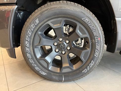 New 2026 RAM 1500 Express AWD/4WD image 11
