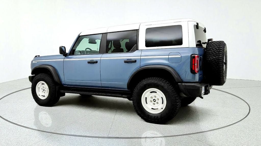 Used 2023 Ford Bronco Heritage Edition AWD/4WD image 7