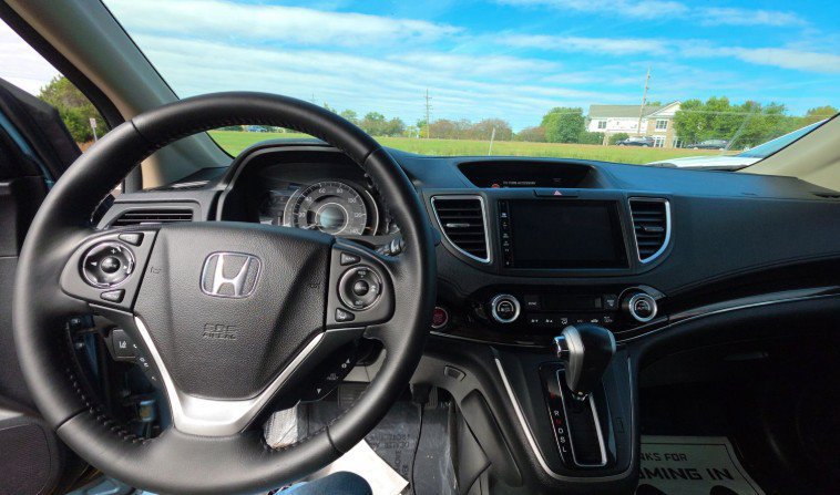 Used 2015 Honda CR-V Touring image 8