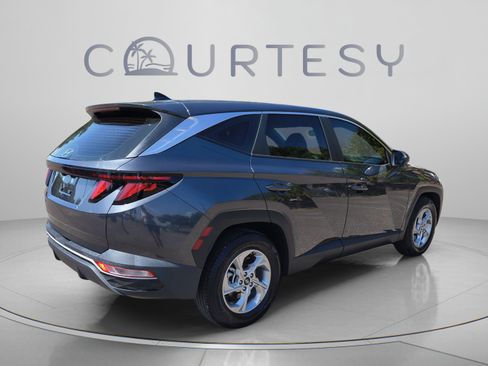Certified 2024 Hyundai Tucson SE FWD image 5