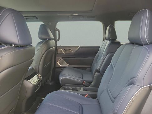 New 2026 INFINITI QX80 4WD w/ Sport Exterior Package image 18