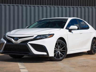 Used 2023 Toyota Camry SE w/ Convenience Package