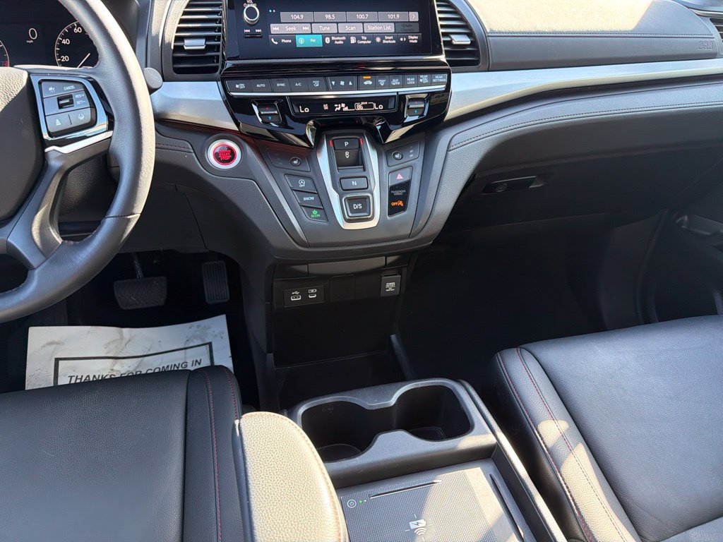 Certified 2025 Honda Odyssey Sport-L image 16