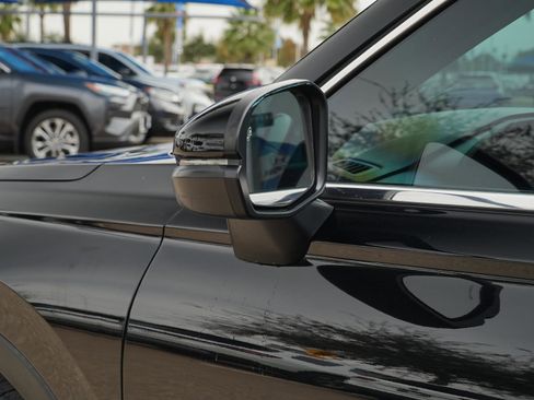 Used 2024 Honda CR-V EX-L image 11