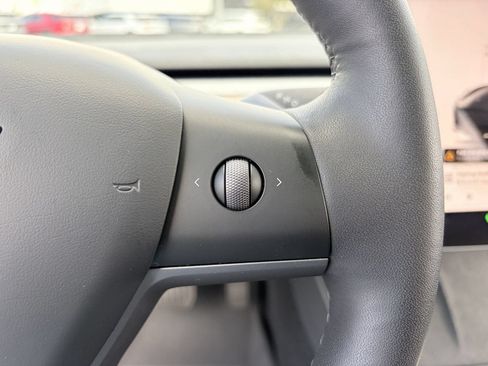 Used 2023 Tesla Model 3 Standard Range RWD image 22