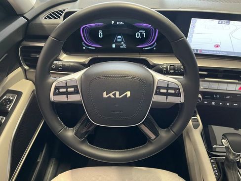 Used 2024 Kia Telluride S w/ S Sunroof Package AWD/4WD image 6