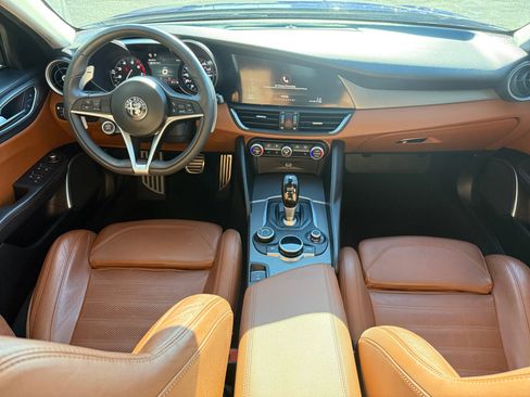 Used 2019 Alfa Romeo Giulia Ti Sport w/ Quick Order Package 22U Sport image 17