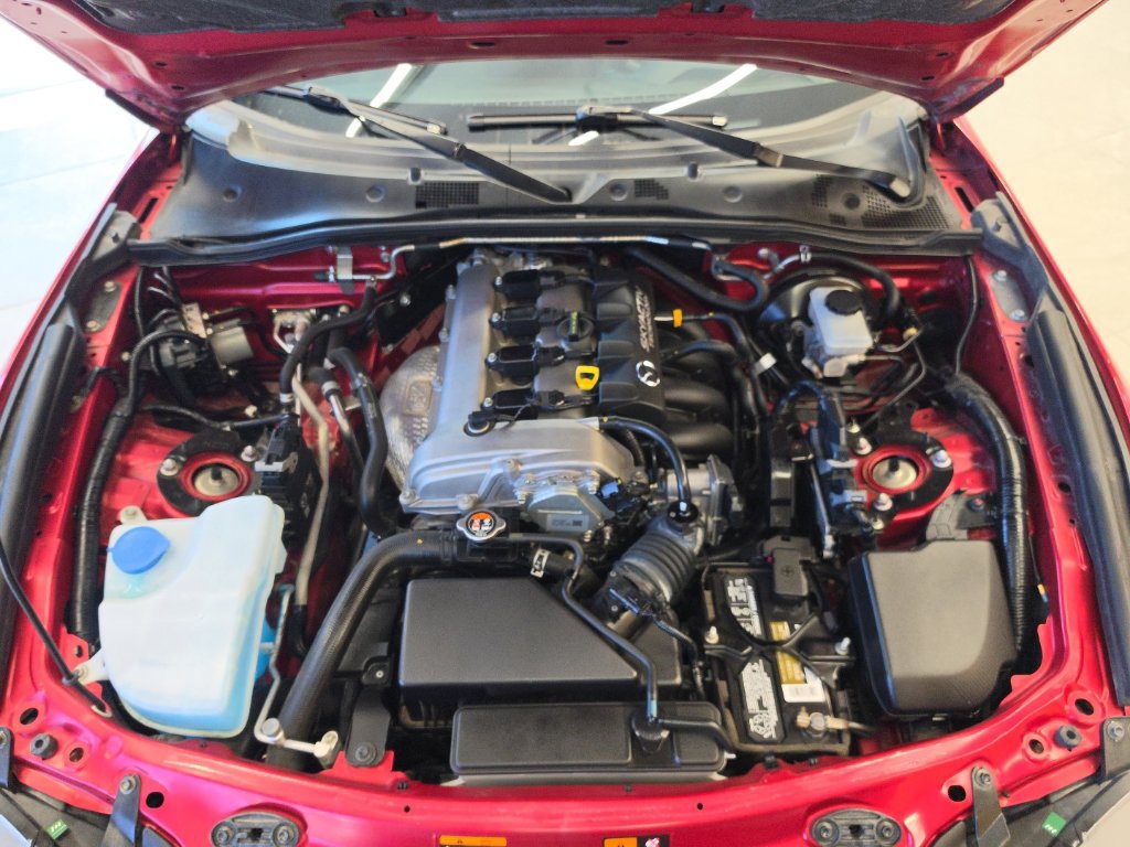 Used 2017 MAZDA MX-5 Miata RF Grand Touring RWD image 29