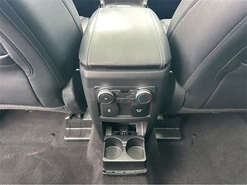 Used 2022 Ford Explorer ST image 24