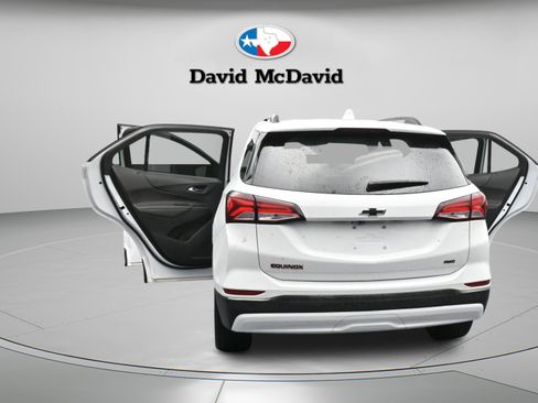 Used 2022 Chevrolet Equinox Premier AWD/4WD image 44