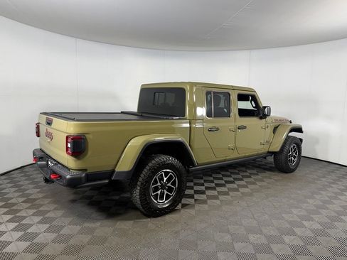 Certified 2025 Jeep Gladiator Rubicon AWD/4WD image 5