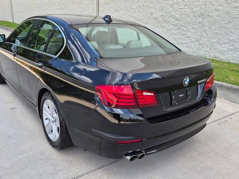 Used 2012 BMW 528i xDrive Sedan AWD/4WD image 5
