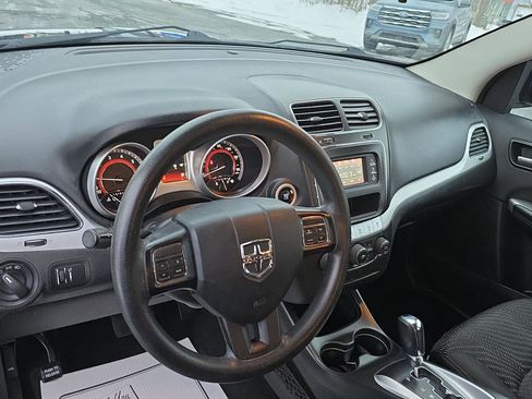 Used 2015 Dodge Journey American Value Package w/ Flexible Seating Group image 17