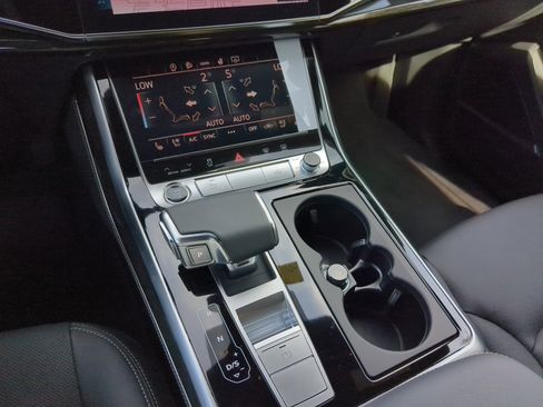 New 2026 Audi Q8 Premium Plus image 28