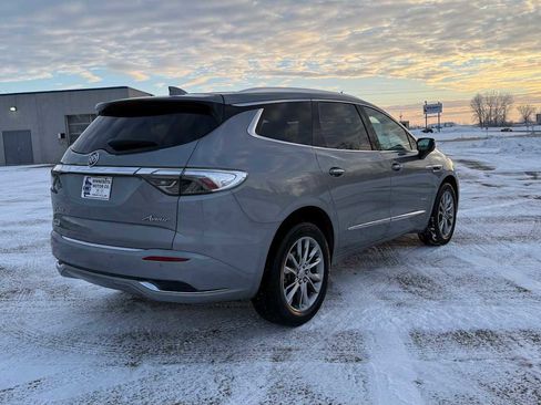 Used 2024 Buick Enclave Avenir w/ Avenir Technology Package image 4