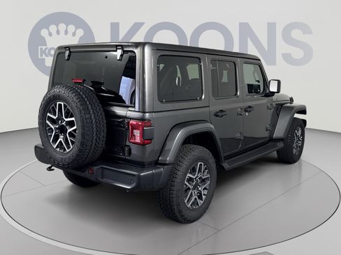 New 2026 Jeep Wrangler Unlimited Sahara AWD/4WD image 7