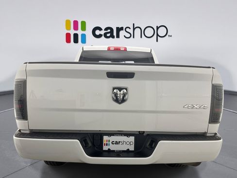 Used 2019 RAM 1500 Express AWD/4WD image 4