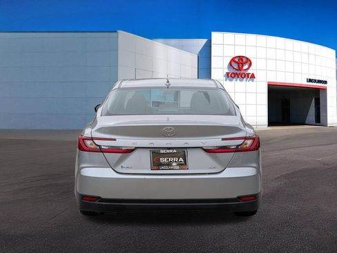 Used 2025 Toyota Camry LE FWD image 11
