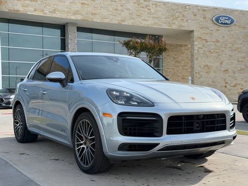 Used 2021 Porsche Cayenne GTS AWD/4WD image 17