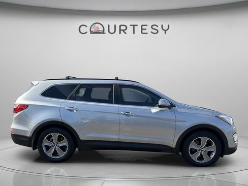 Used 2014 Hyundai Santa Fe Limited image 7