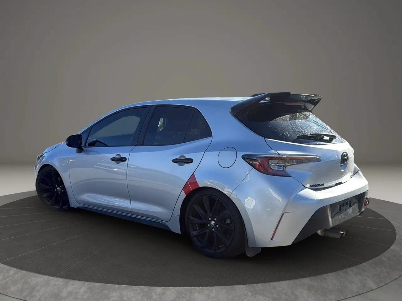 Used 2020 Toyota Corolla SE FWD image 4