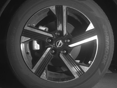 Used 2025 Nissan Sentra SV image 12