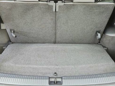 Used 2023 Volkswagen Tiguan SE R-Line image 15