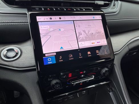 New 2025 Jeep Grand Cherokee L Limited w/ Trailer Tow Package image 34