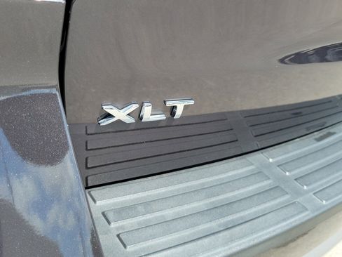 Used 2024 Ford Expedition Max XLT RWD image 10