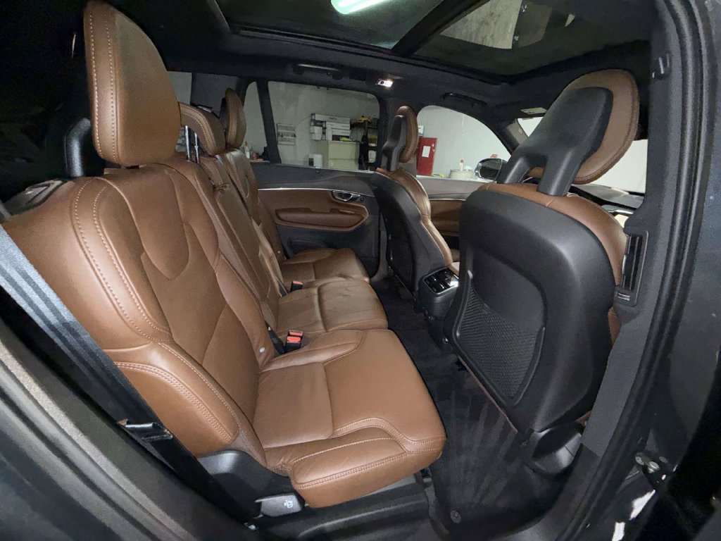 Used 2021 Volvo XC90 T6 Inscription w/ Advanced Package AWD/4WD image 16