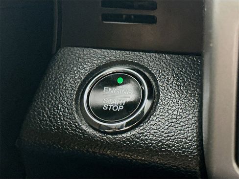 Used 2019 Ford F150 Lariat w/ Equipment Group 502A Luxury image 27