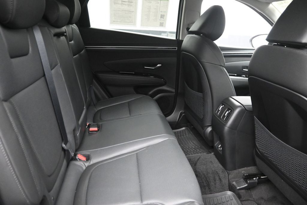 Used 2024 Hyundai Tucson Limited AWD/4WD image 10