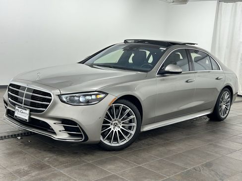 Used 2022 Mercedes-Benz S 580 4MATIC Sedan image 1