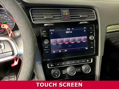 Used 2018 Volkswagen GTI Autobahn FWD image 9