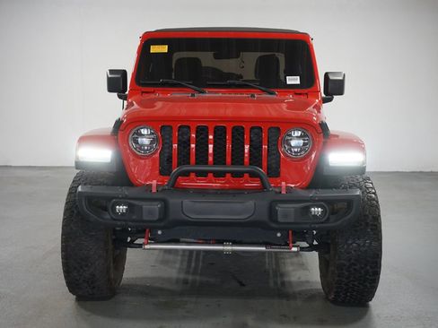 Used 2022 Jeep Gladiator Sport image 2