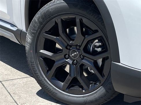 New 2025 Honda Pilot Touring image 10