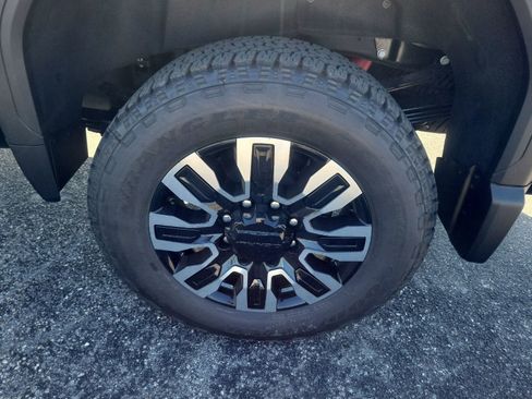 New 2026 GMC Sierra 3500 Denali Ultimate AWD/4WD image 8