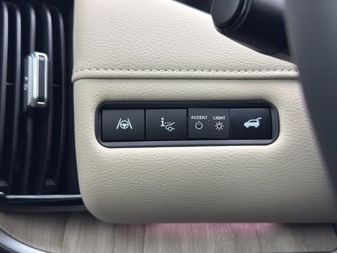 New 2026 Nissan Armada Platinum Reserve w/ Accent Package image 22