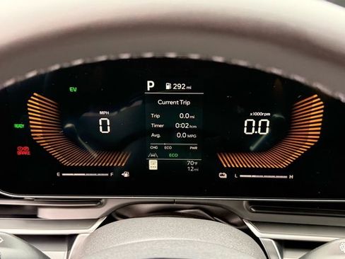 New 2026 Kia Carnival LXS FWD image 18