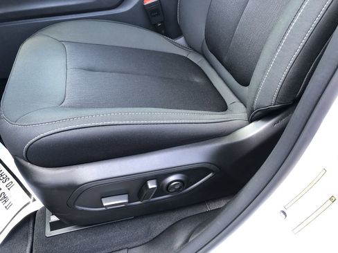 New 2026 Jeep Grand Cherokee Laredo image 23