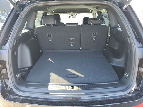 New 2025 Jeep Grand Cherokee Limited w/ Black Appearance Package image 5