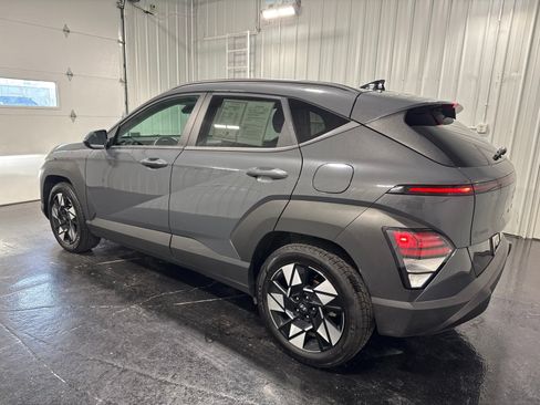 Used 2024 Hyundai Kona SEL FWD image 2