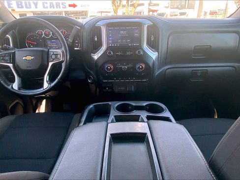 Used 2022 Chevrolet Silverado 2500 LT w/ Convenience Package image 15