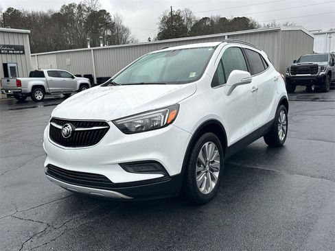 Used 2019 Buick Encore Preferred image 2