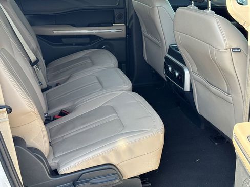 Used 2024 Ford Expedition Max Limited RWD image 15