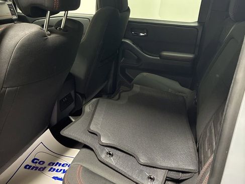 Used 2024 Nissan Frontier PRO-4X w/ Technology Package image 21