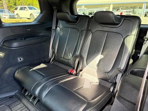 Used 2022 Jeep Grand Cherokee L Overland w/ Advanced Protech Group III image 19