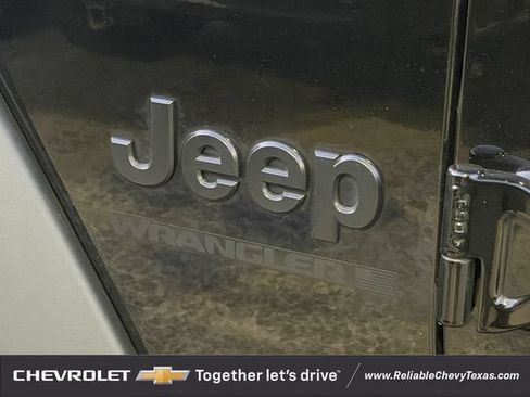 Used 2024 Jeep Wrangler Unlimited Sport AWD/4WD image 35
