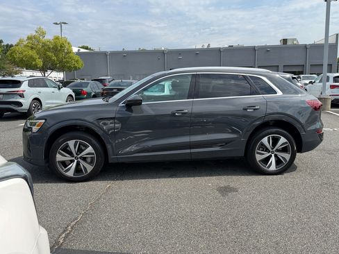 Used 2024 Audi Q8 e-tron Premium AWD/4WD image 2