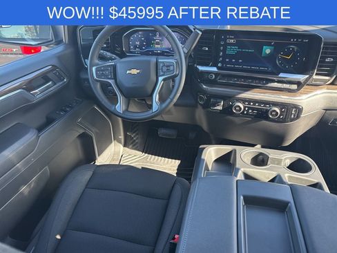 Used 2025 Chevrolet Silverado 1500 LT image 10
